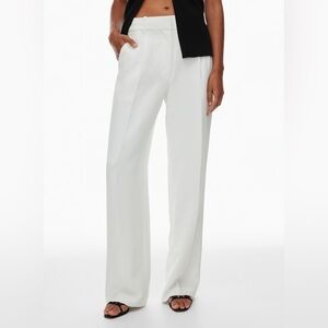 white effortless pant *short (for girls under 5’3)